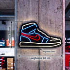 Insegna Neon LED "Sneaker Style" 60x35 cm | Lampada da Parete in Plexiglass Nero 8 mm